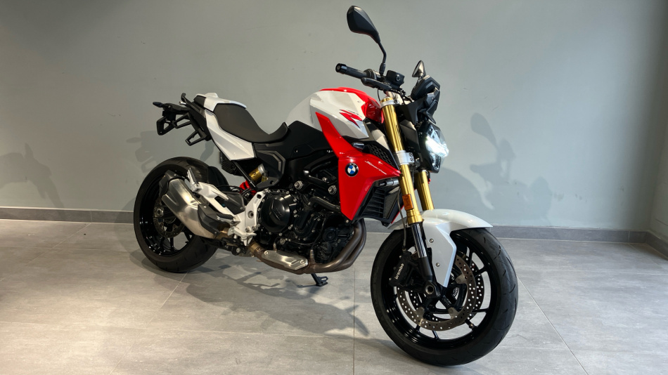 BMW F900 R A2